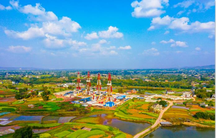 西南油氣田公司頁巖氣日產(chǎn)量超4000萬方！再創(chuàng)歷史新高